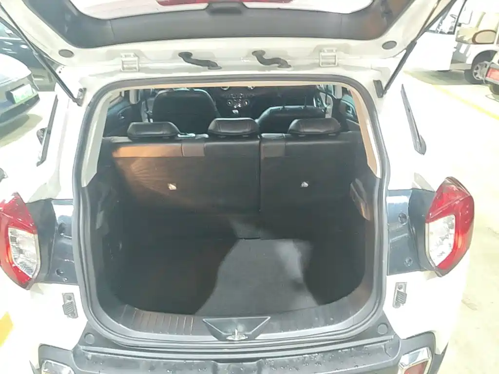 BAIC Changhe Q35 2018 2016 1.5L Manual Smart Edition
