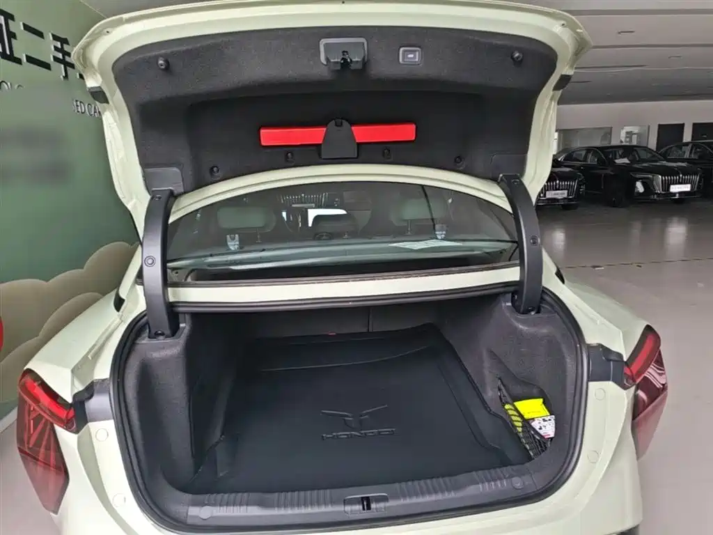 Hongqi EH7 2025 600 Smart Selection Edition фото 19