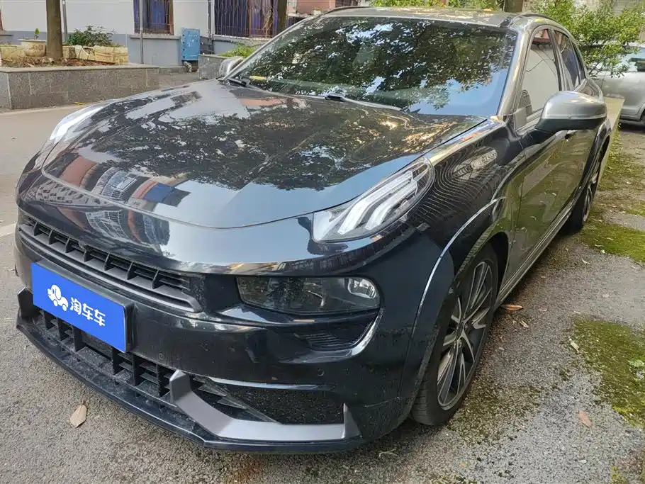 Lynk & Co 02 Hatchback 2022 2.0TD Pro