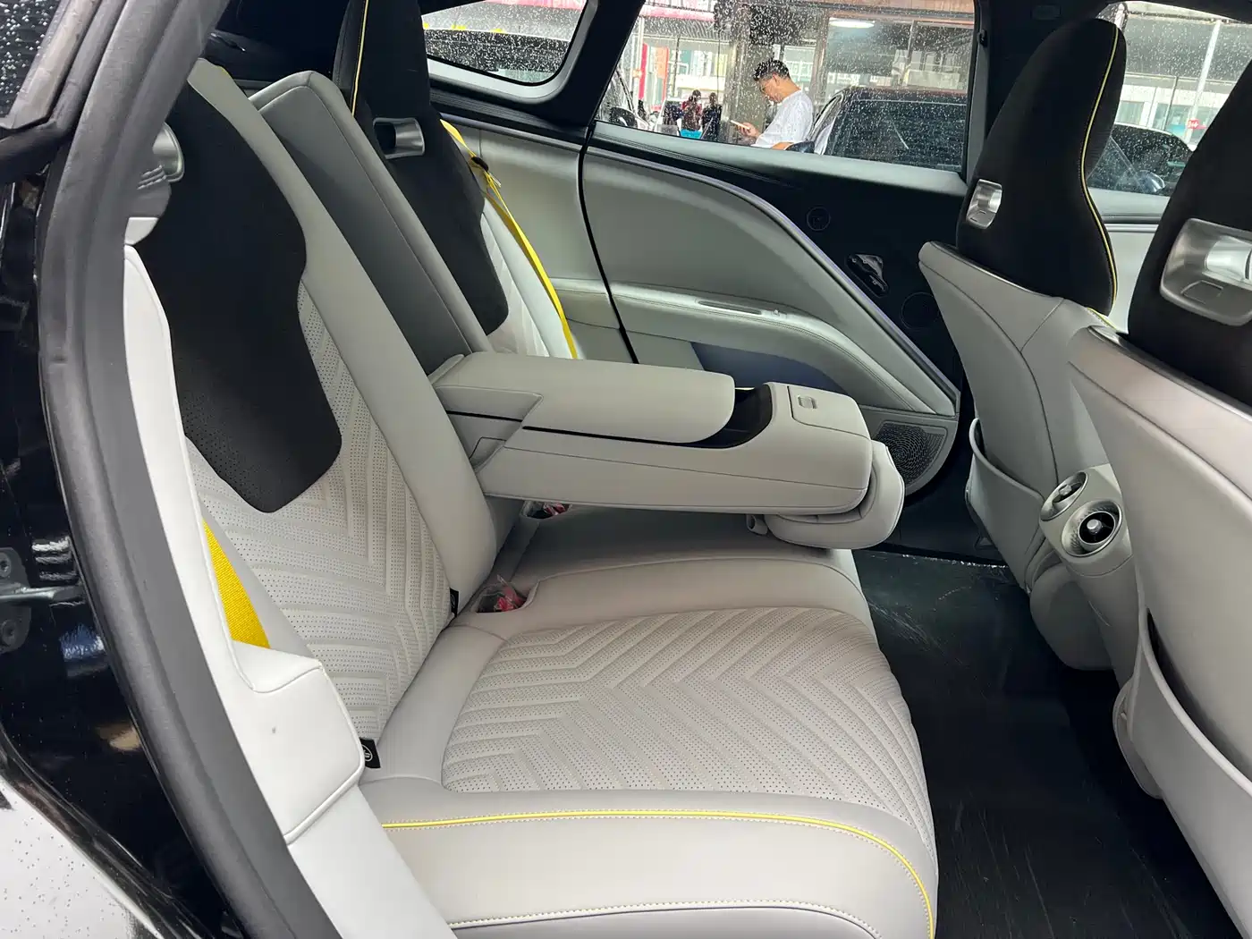 Avatr 11 2026 2025 Max Extended Range Edition
