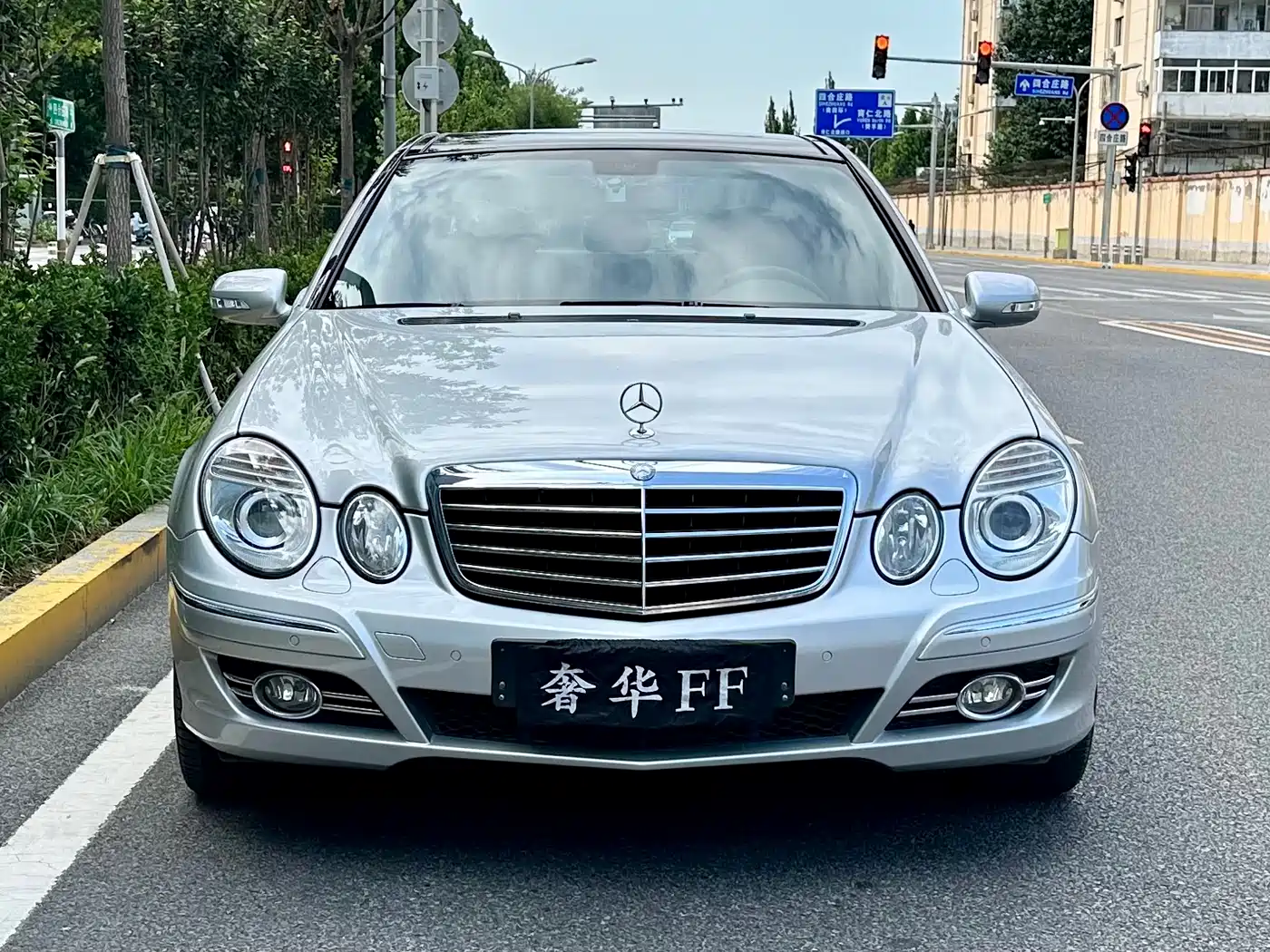 Mercedes-Benz E-Class 2007 E 350 Fashion фото 2