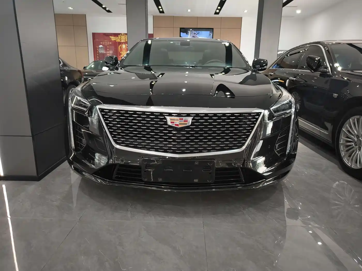 CADILLAC CT6