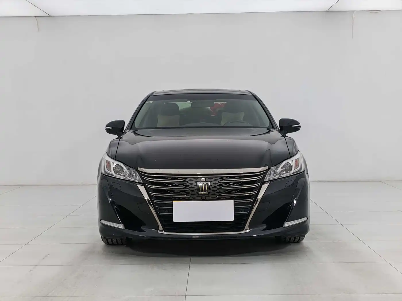 Toyota Crown 2018 2.0T Sport Edition фото 2