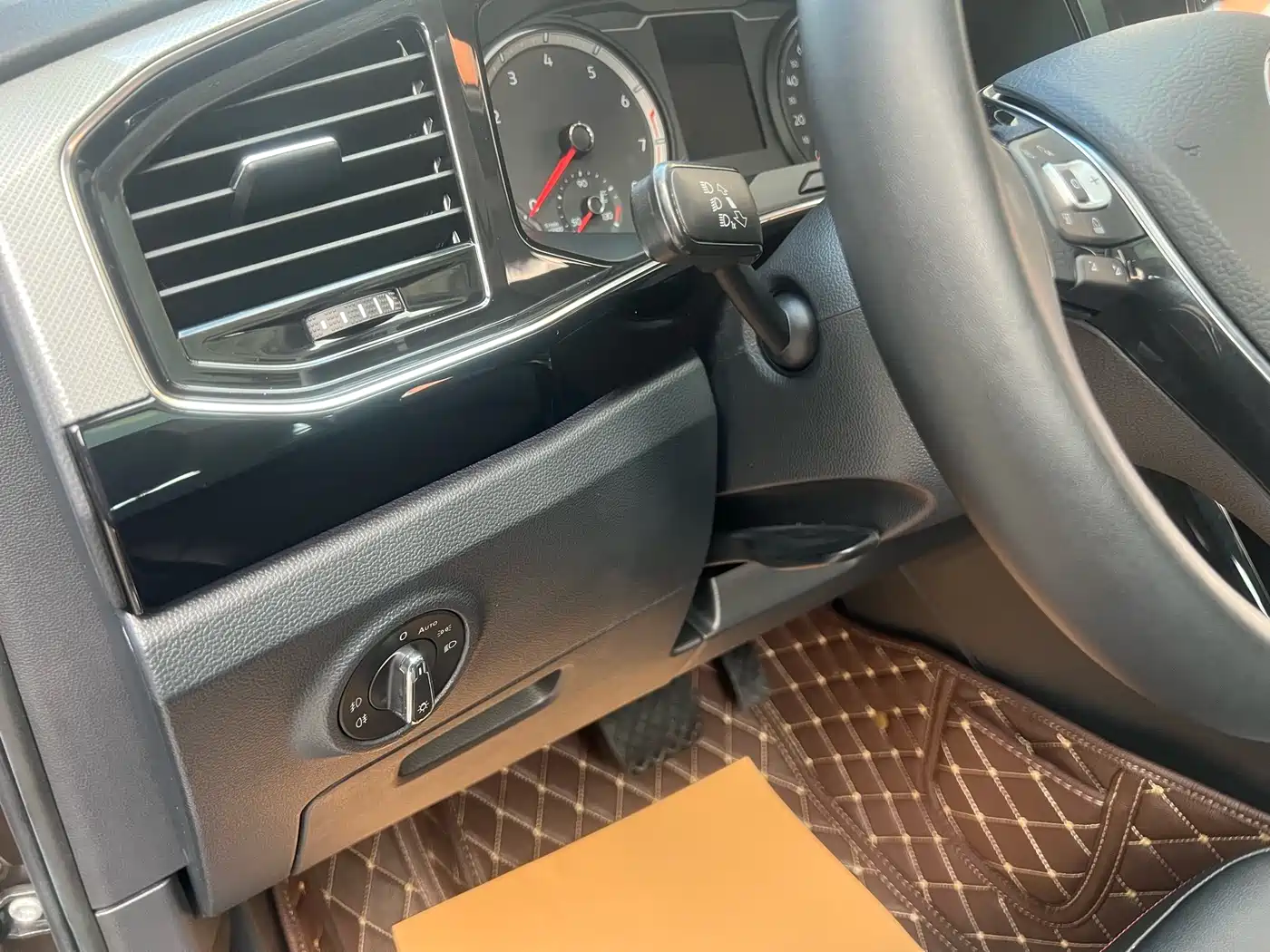 Volkswagen Tayron 2019 2019 330TSI 2WD Luxury China VI