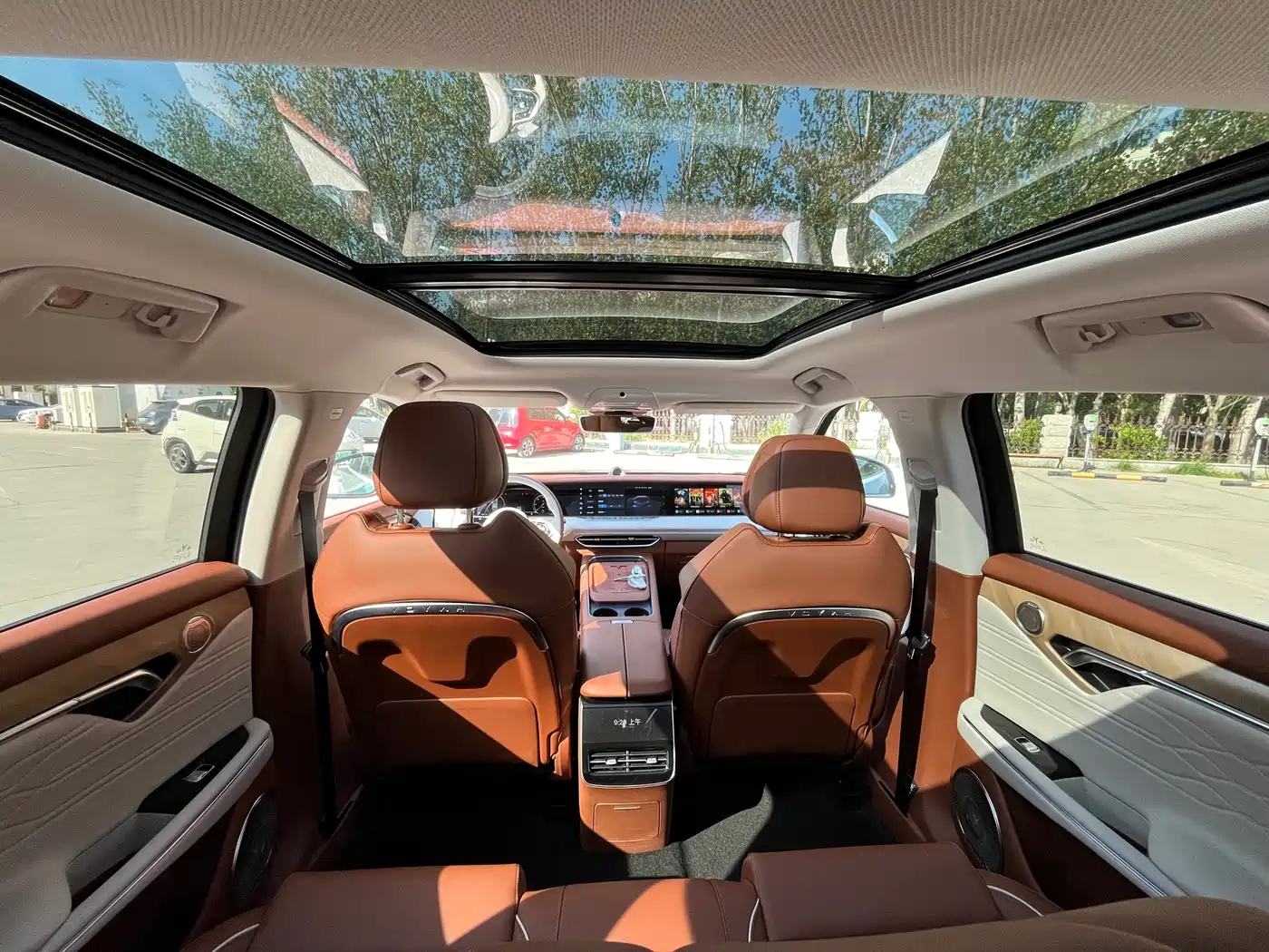 Voyah Auto VOYAH FREE 2024 Ultra Long Range Intelligent Driving Edition фото 14