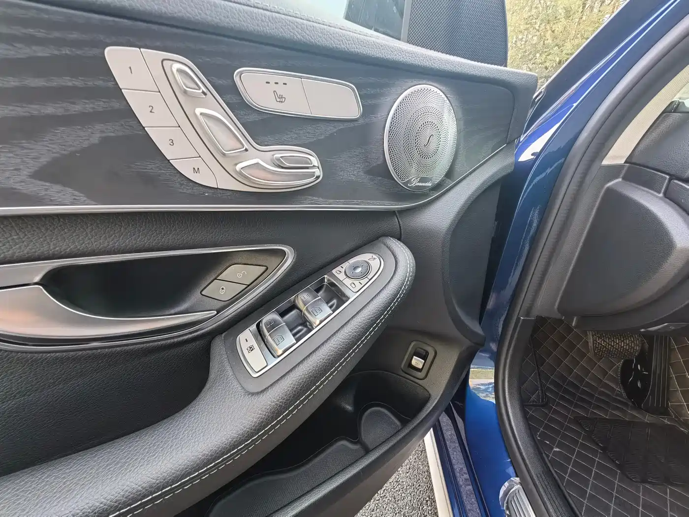 Mercedes-Benz C-Class 2021 C 260 L Sport Starry Exclusive Edition фото 9