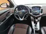Фото 11 - Chevrolet Cruze