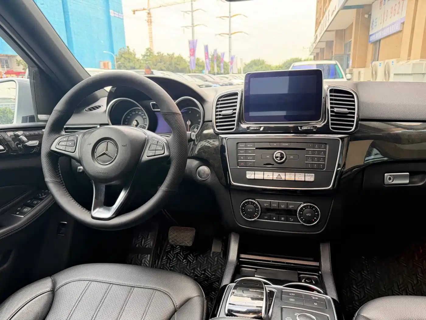 Mercedes-Benz GLE 2015 GLE 350 d 4MATIC фото 8