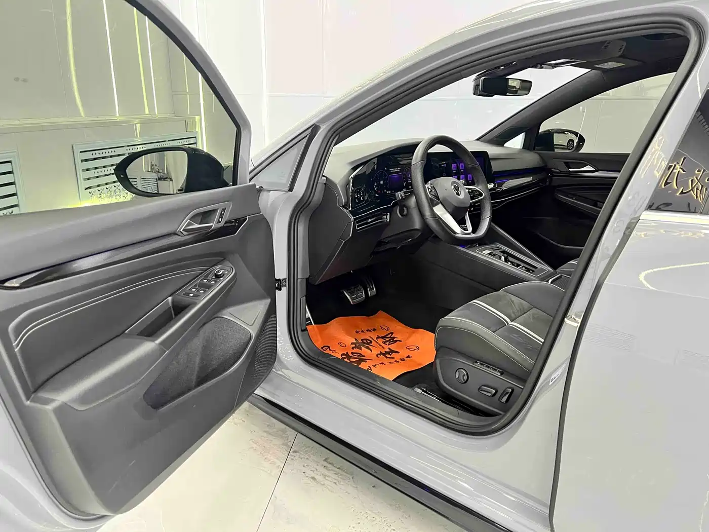 Volkswagen Golf 2021 280TSI DSG R-Line фото 7