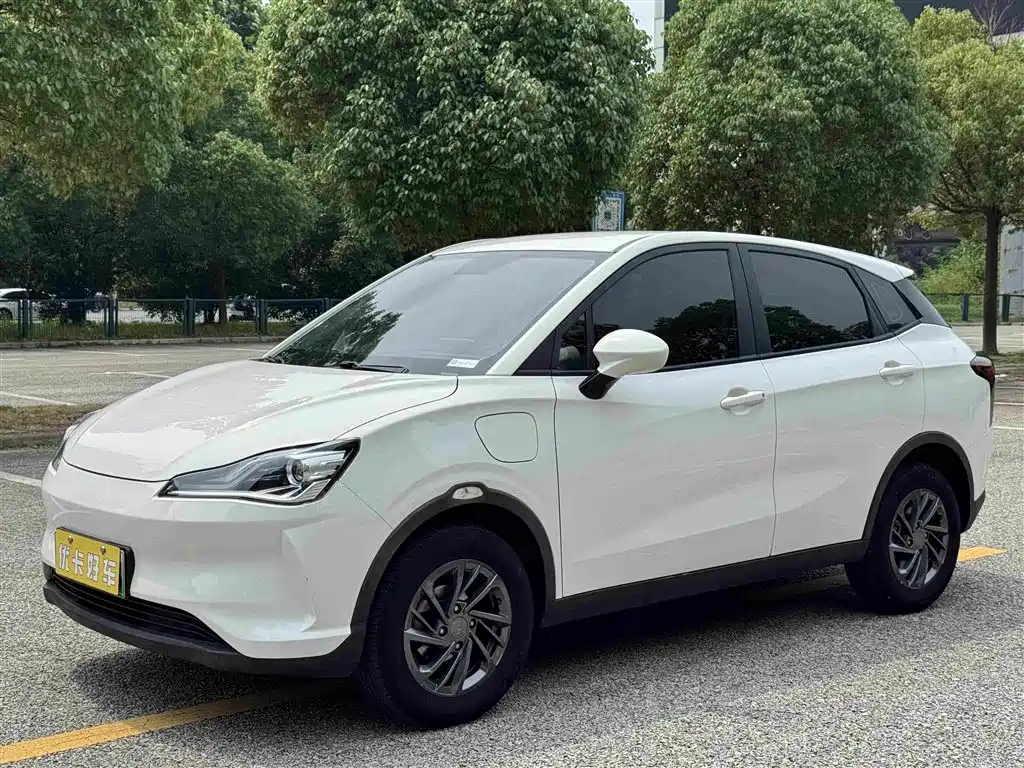 Nezha Auto Nezha V 2021 Standard Range Entertainment Upgrade