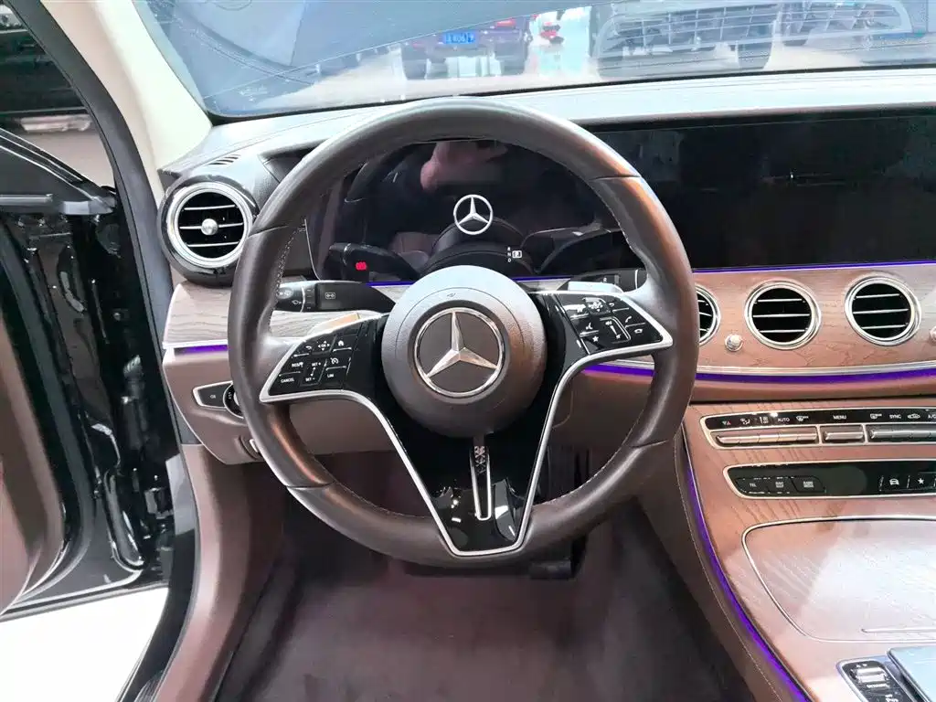 Mercedes-Benz E-Class 2023 Facelift E 300 L Fashion фото 3