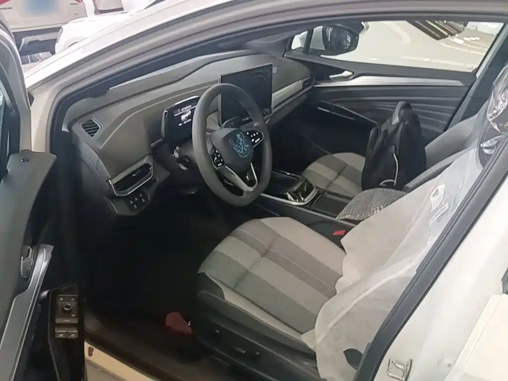 Volkswagen ID.4 CROZZ 2026 2025 Pure Enjoyment Edition