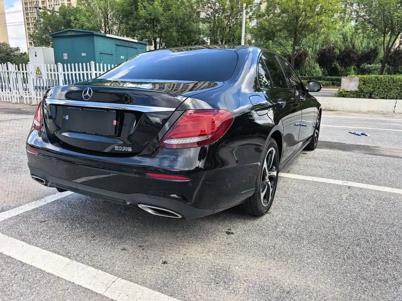 Фото 11 - Mercedes-Benz E-Class