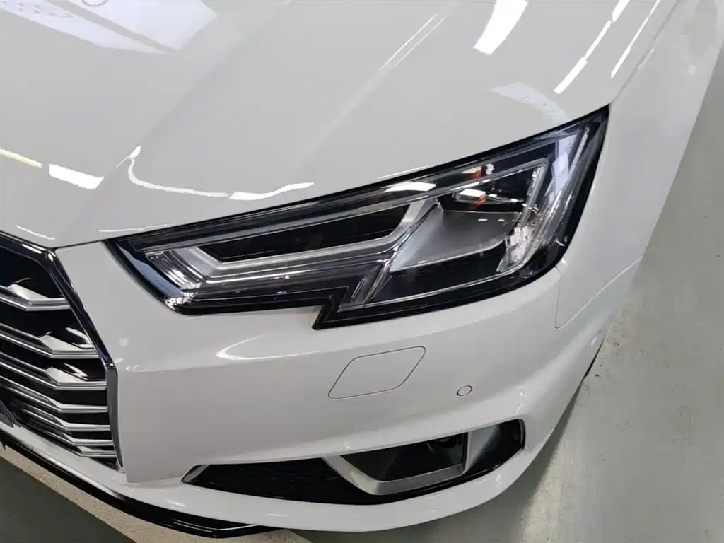 Audi A4L 2019 40 TFSI Fashion (China VI) фото 24