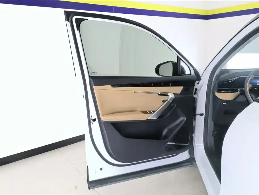 GEELY AUTOMOBILE BOYUE L