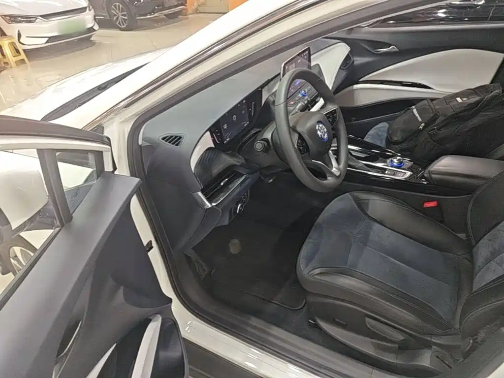 Buick Velite 6 2021 2020 Connected Smart PLUS