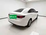 Фото 4 - Geely Emgrand GL