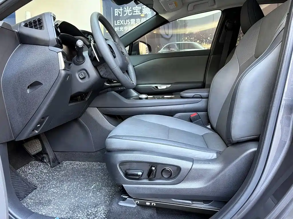 Lexus RZ 2023 2023 450e 4WD Deluxe