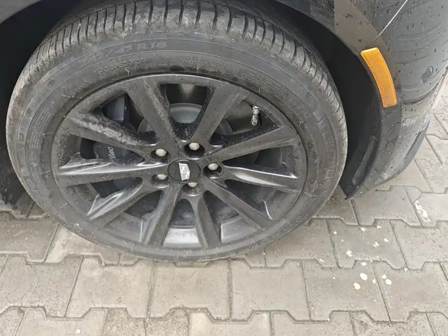 Фото 6 - Cadillac CT5