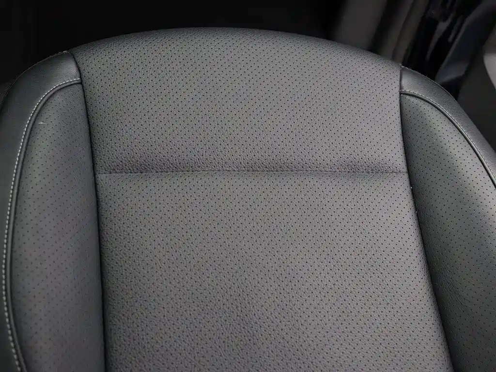 Mercedes-Benz V-Class 2021 V 260 L Long Wheelbase Premium Edition фото 25