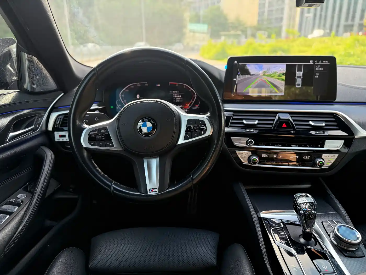 BMW 5 Series (Import) 2021 525i M Sport Package фото 16