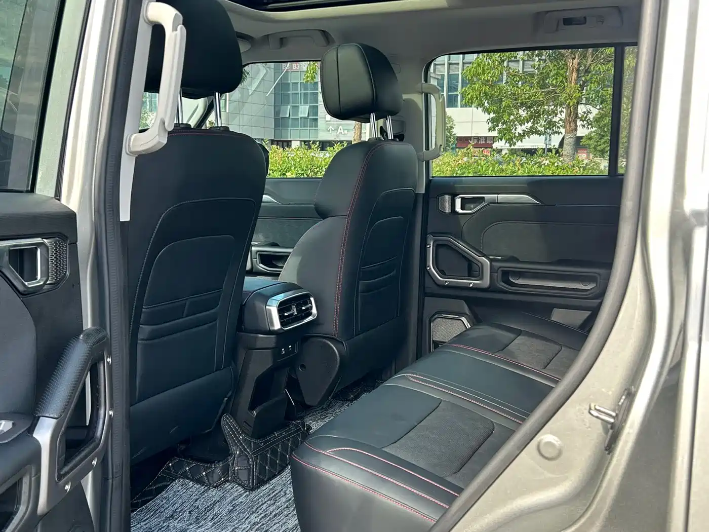 Jetour Traveler 2025 2025 1.5TD DCT 2WD Explorer+