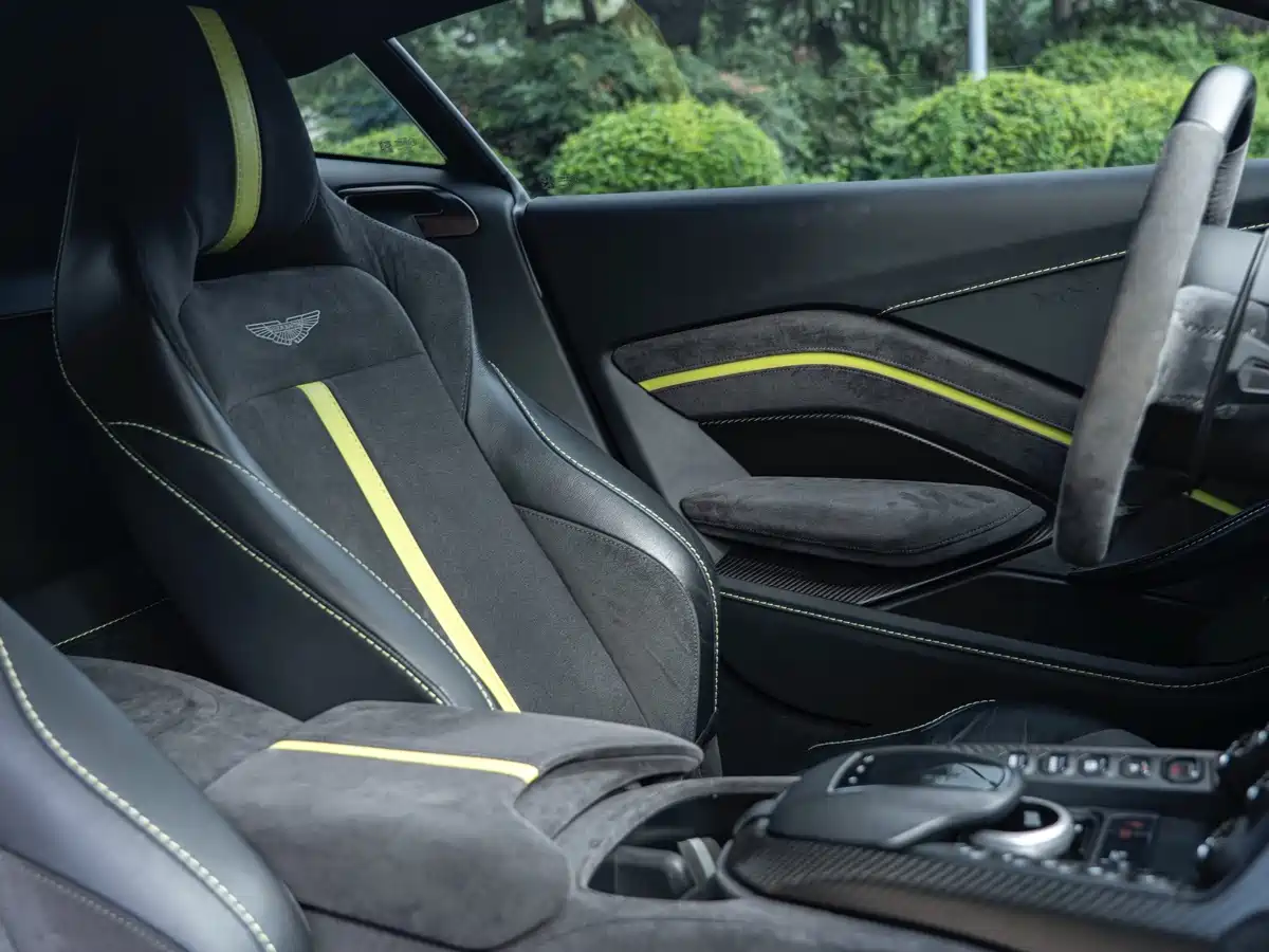 Aston Martin V8 Vantage 2022 2022 4.0T V8 F1 Edition Coupe