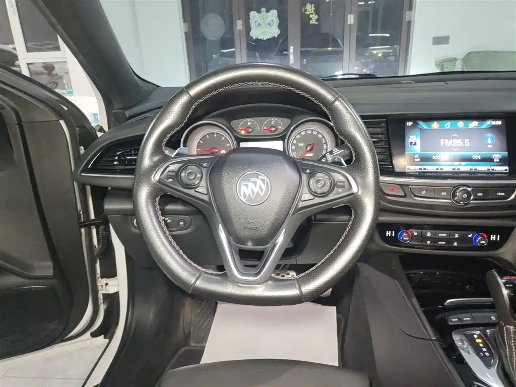 Buick Regal 2017 GS 28T Luxury Model фото 7