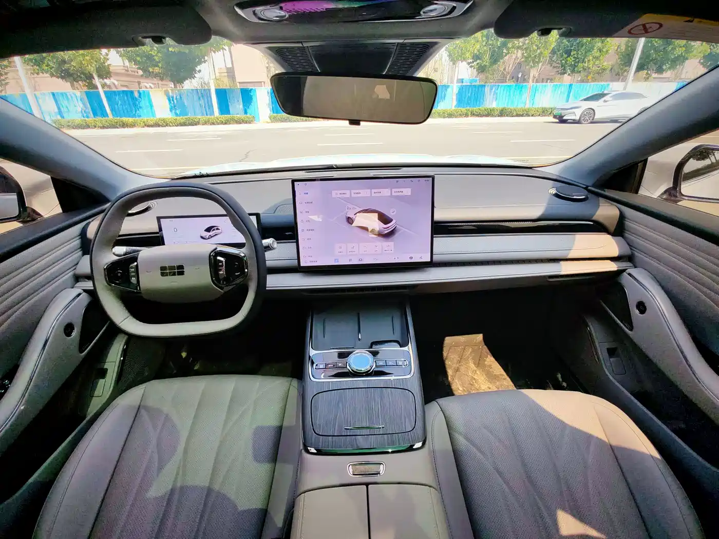 Geely Galaxy Galaxy Xingyao 8 2026 2025 130km EM-i Premium Edition