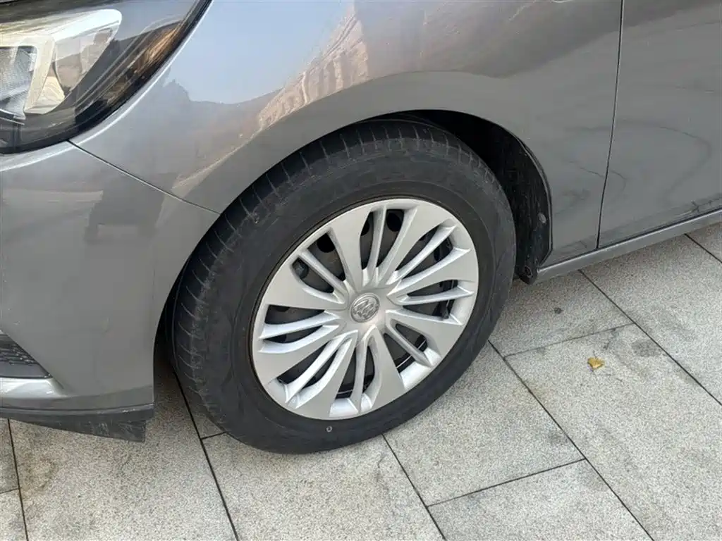 Buick Excelle 2018 15N CVT Elite фото 19
