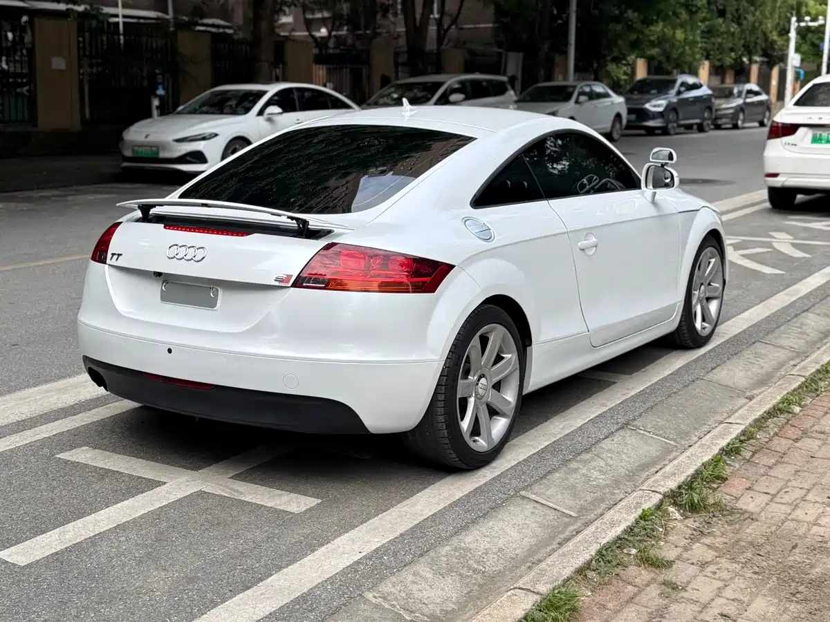 Audi TT 2009 2008 Model TT Coupe 2.0TFSI