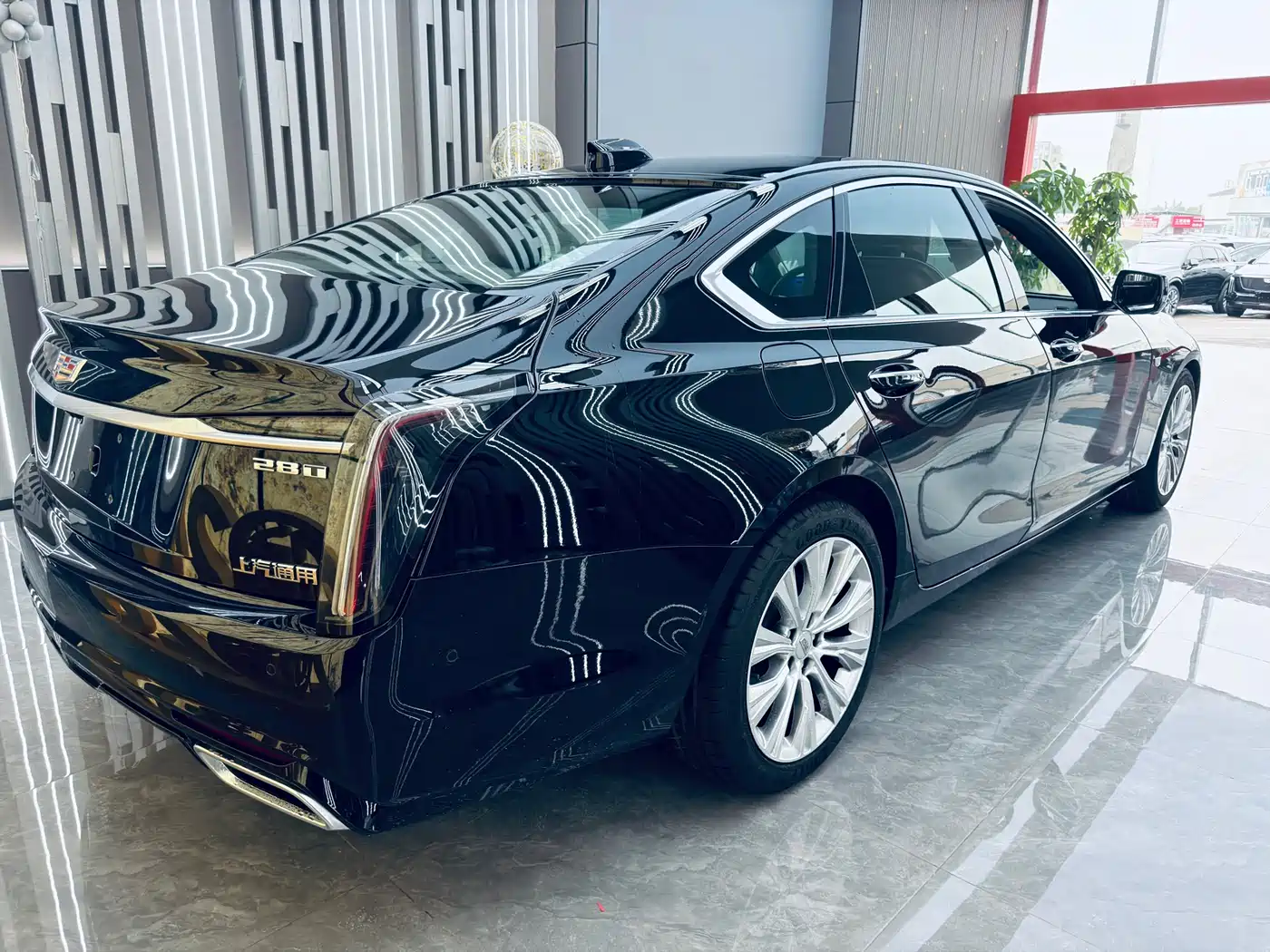 CADILLAC CT6
