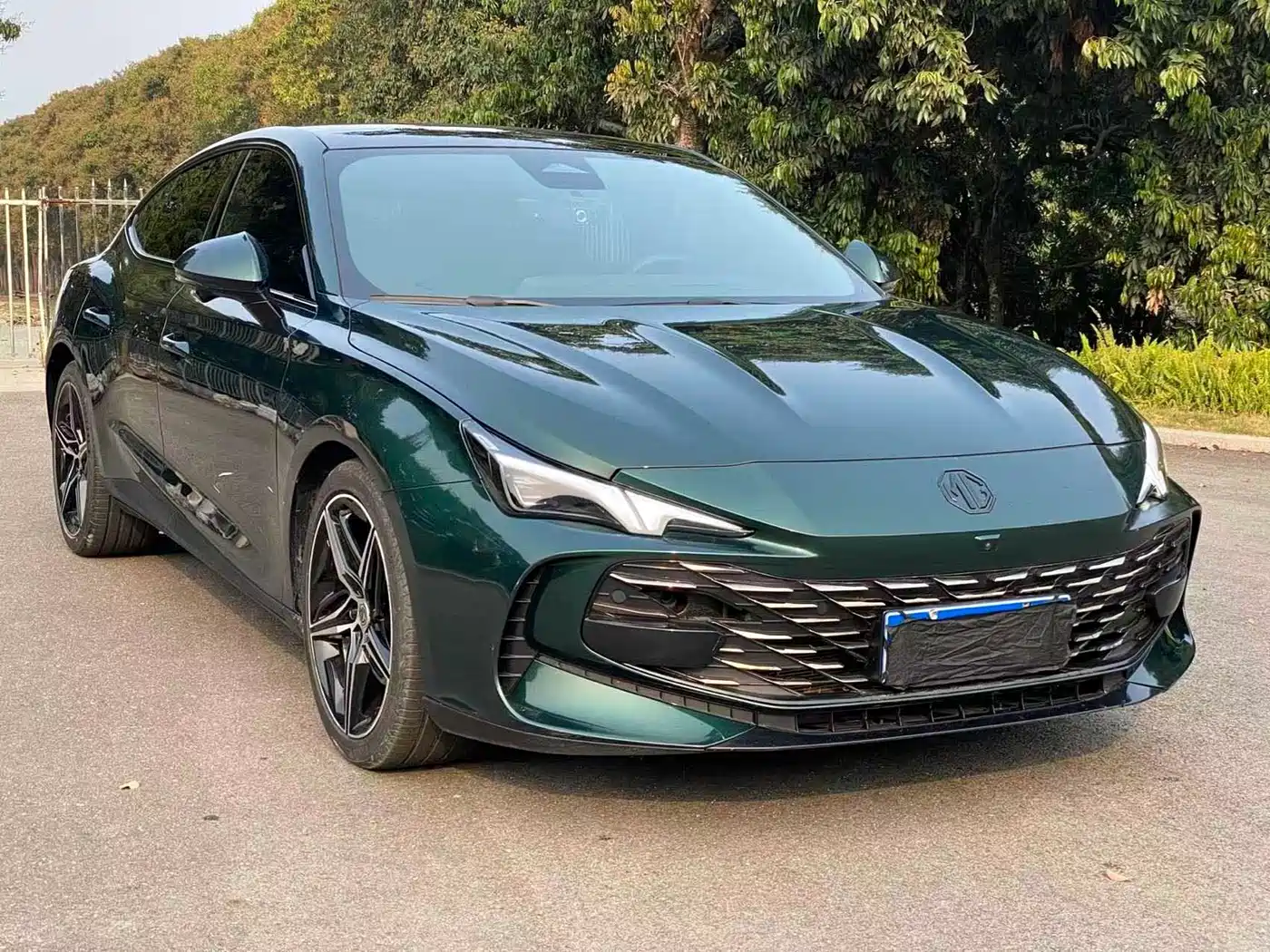 MG MG7