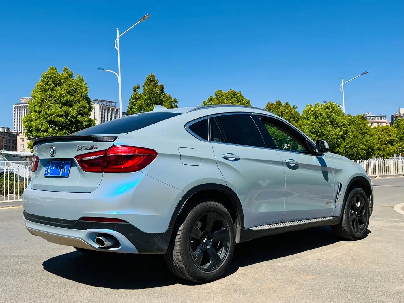BMW X6 2015 xDrive35i Luxury Model фото 5