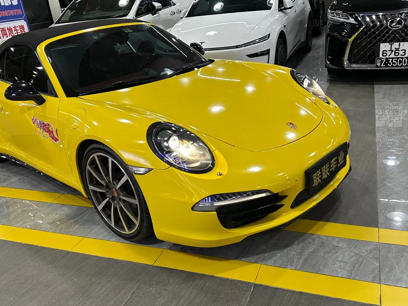 Porsche 911 2013 Carrera 4 Cabriolet 3.4L фото 16