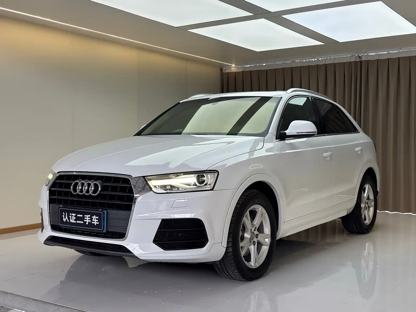 Фото 1 - Audi Q3
