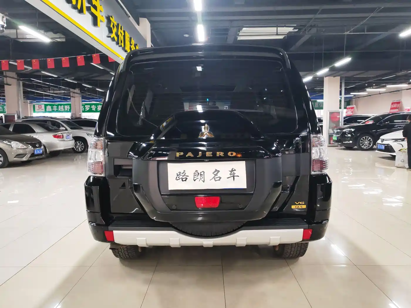 Mitsubishi Pajero (Import) 2020 3.0L Automatic Premium Edition фото 4