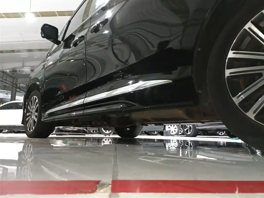 GAC Trumpchi Trumpchi M8 2021 Leading Show Series 390T Ultimate Edition фото 29