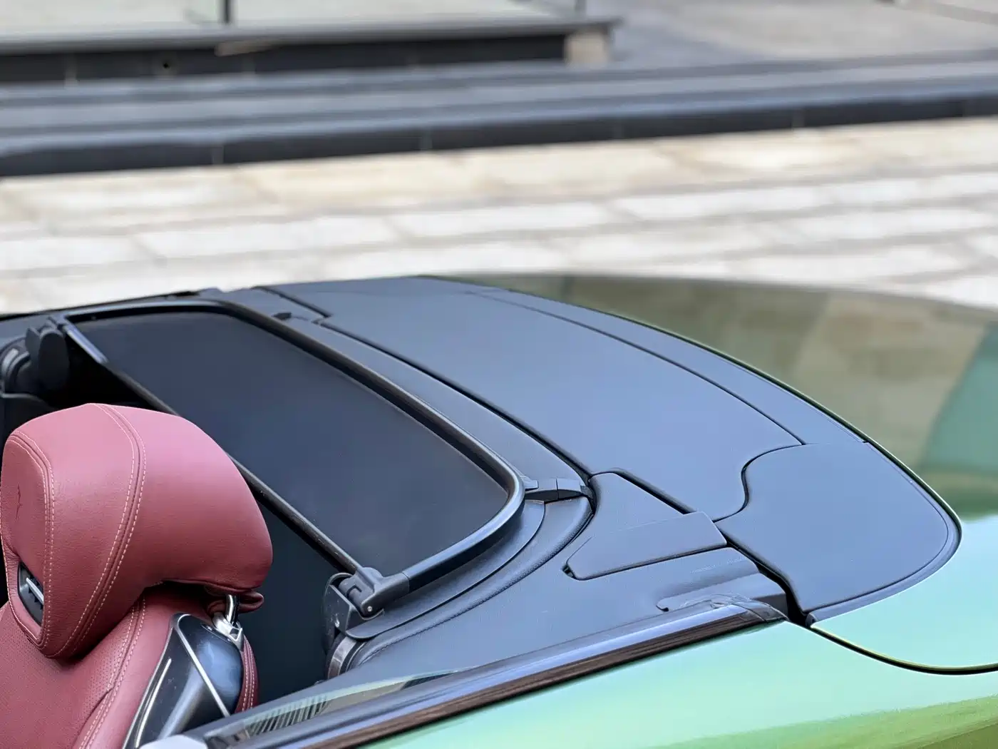 Mercedes-Benz SL-Class 2010 SL 300 фото 15