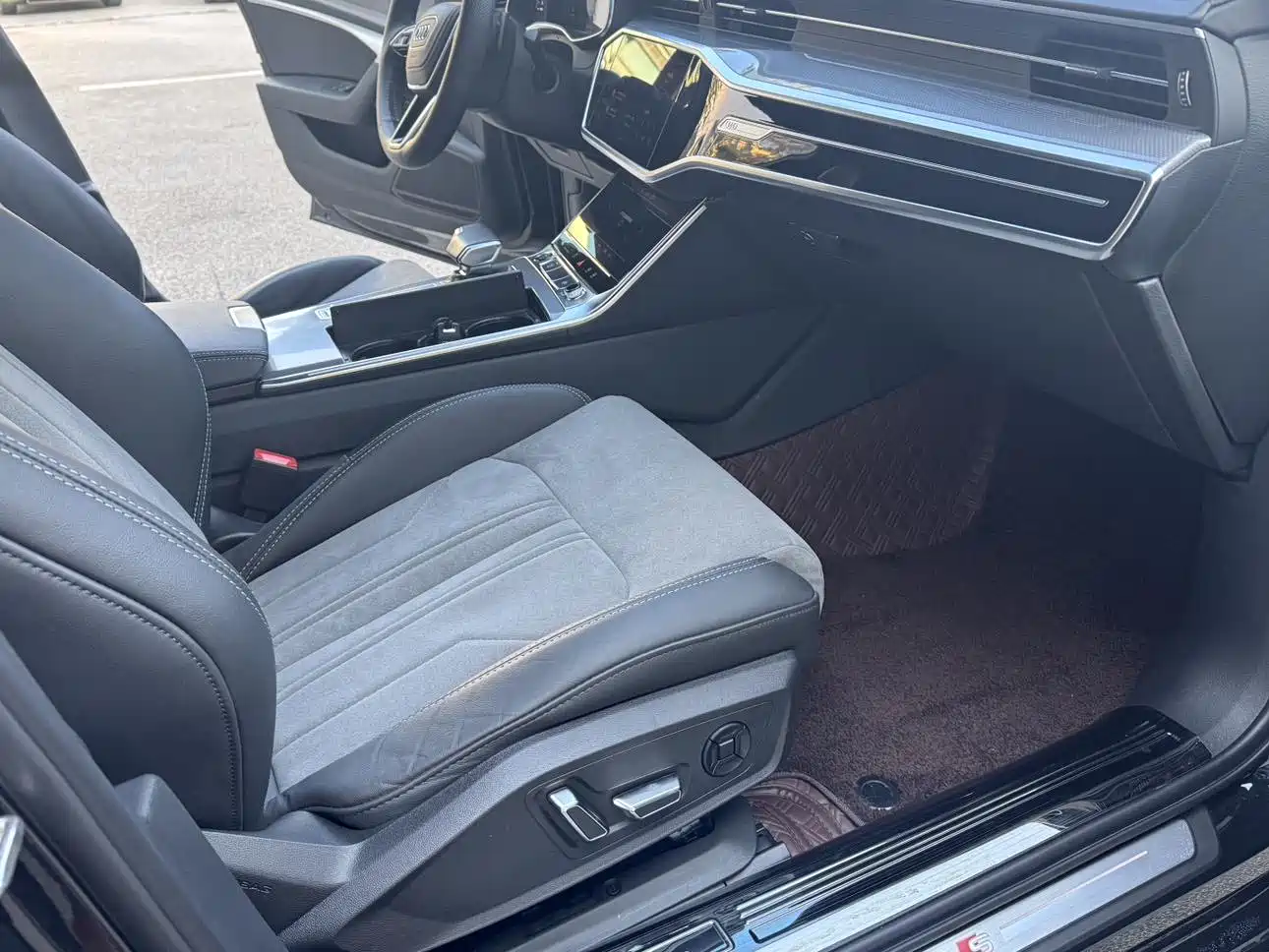 Audi A6L 2024 45 TFSI Premium Dynamic фото 21