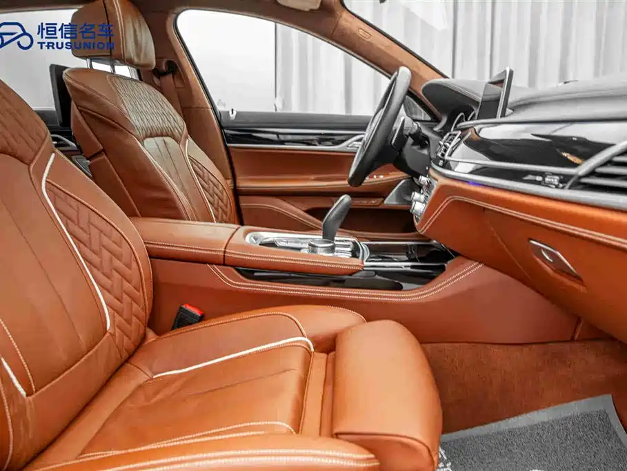 BMW 7 Series 2018 740Li xDrive Premium Type M Sport Package фото 15