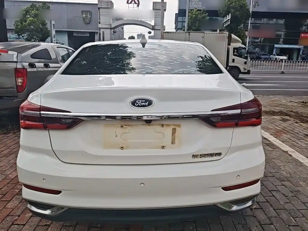 Ford Escort 2021 2021 1.5L Automatic Diamond Edition