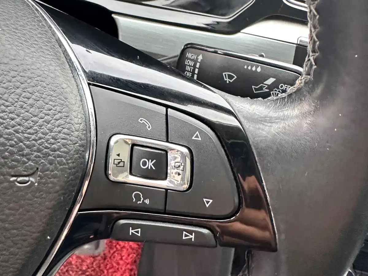 Volkswagen Lamando 2015 2015 330TSI DSG Comfort