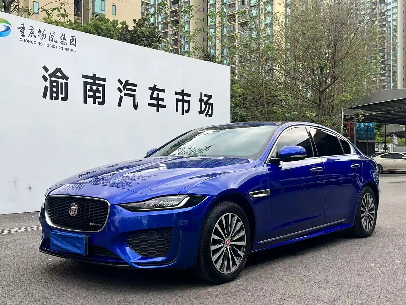 Фото 1 - Jaguar XEL