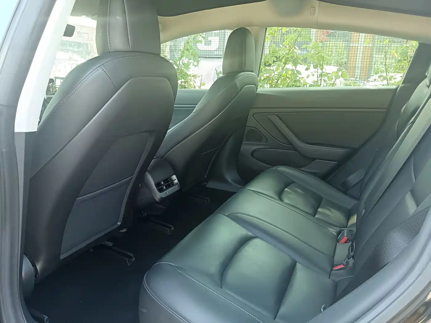 Tesla Model 3 (Import) 2019 2019 Performance High-Efficiency All-Wheel Drive Version
