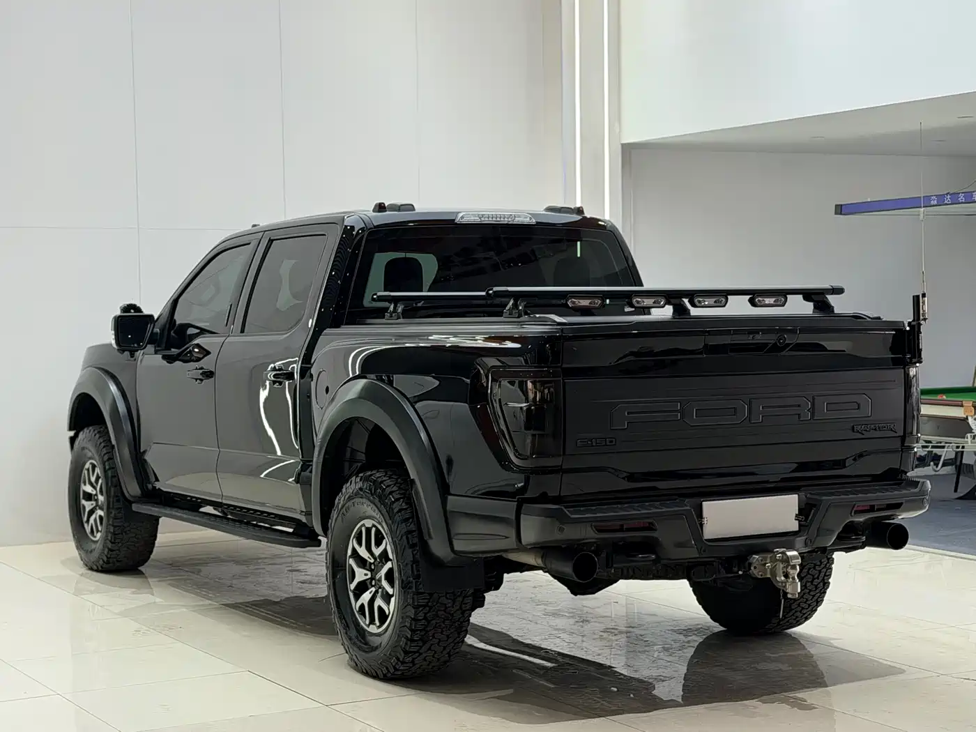 FORD F-150 RAPTOR