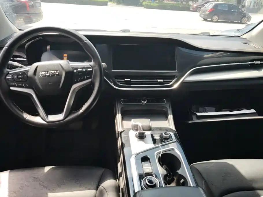 Isuzu D-MAX 2023 2023 1.9T Automatic 4WD V-CROSS Comfort Leader