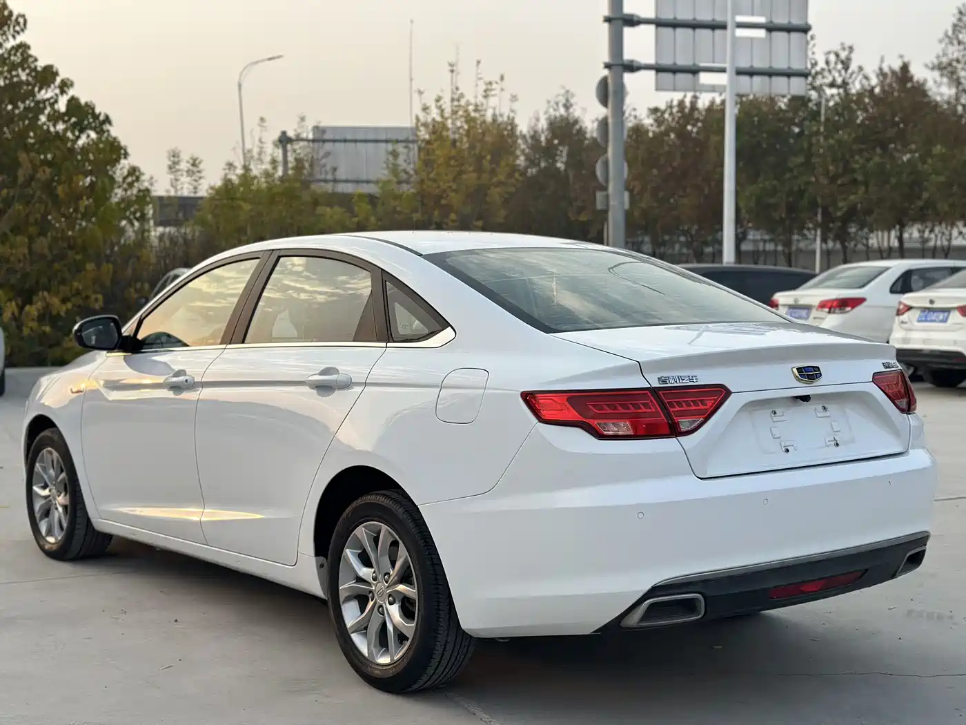 GEELY AUTOMOBILE EMGRAND GL