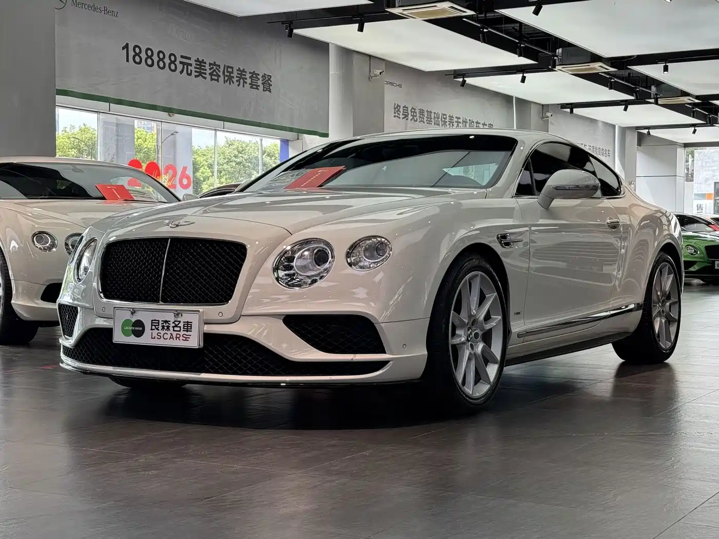 Фото 1 - Bentley Continental
