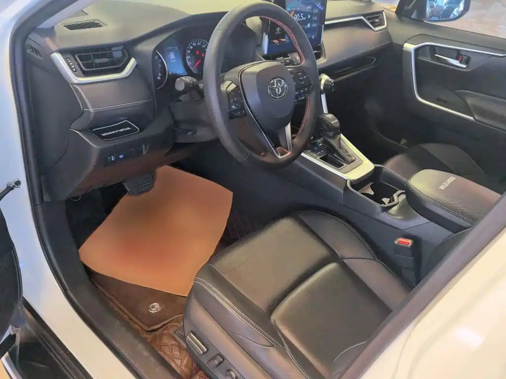 Toyota Wildlander 2020 2020 2.0L CVT 2WD Luxury Edition
